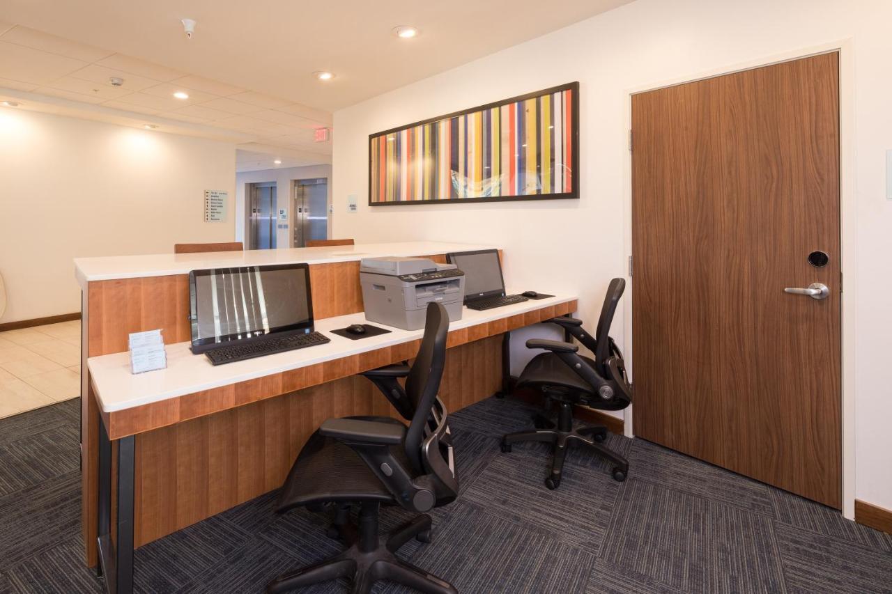 Holiday Inn Express & Suites Alpena - Downtown By Ihg Екстер'єр фото