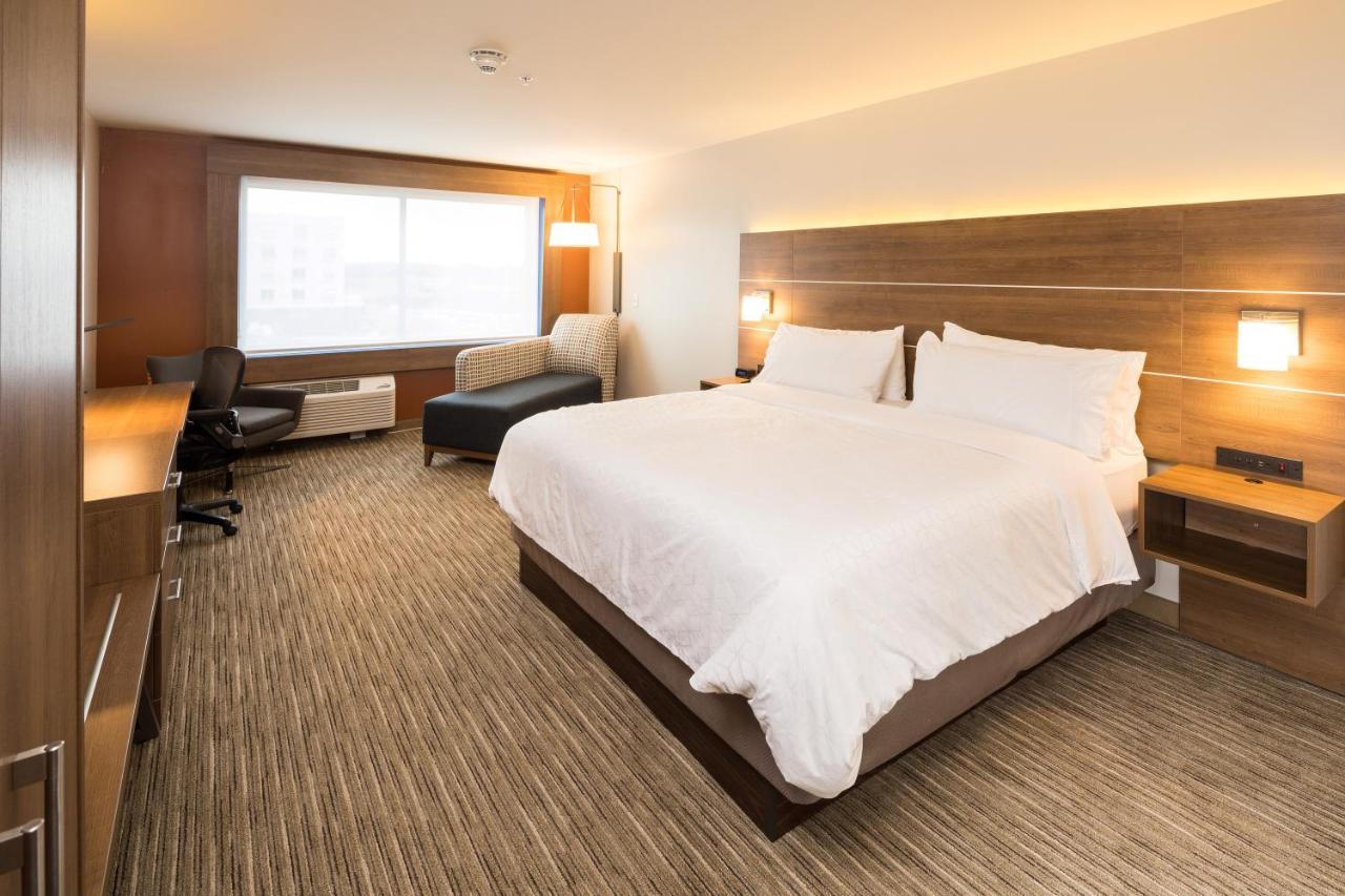 Holiday Inn Express & Suites Alpena - Downtown By Ihg Екстер'єр фото